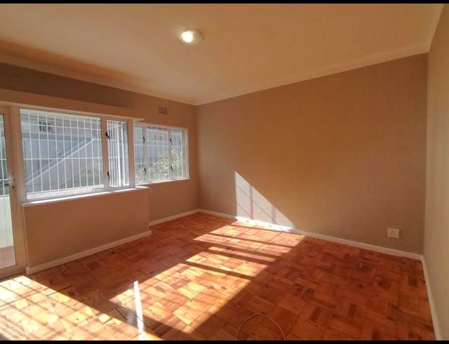 1 BEDROOM PROPERTY TO RENT IN VREDEHOEK